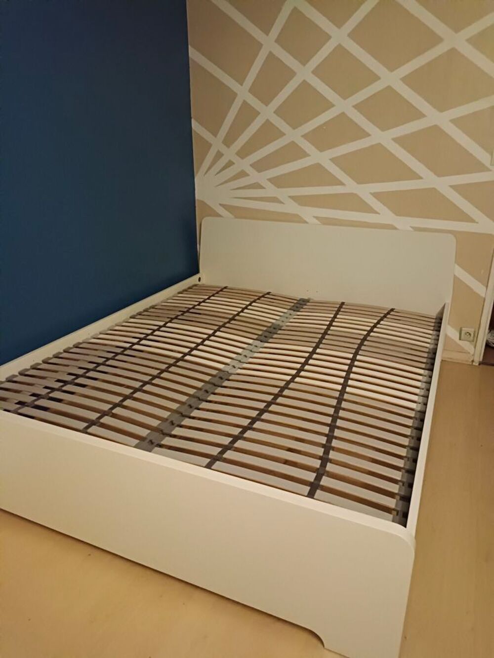 lit MALM Meubles