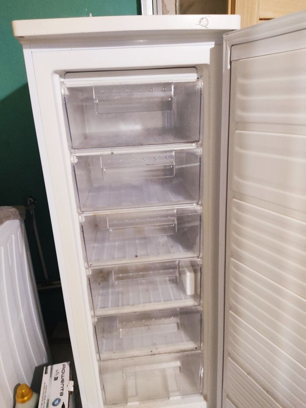 CONGELATEUR 6 TIROIRS TRES BON ETAT Electroménager