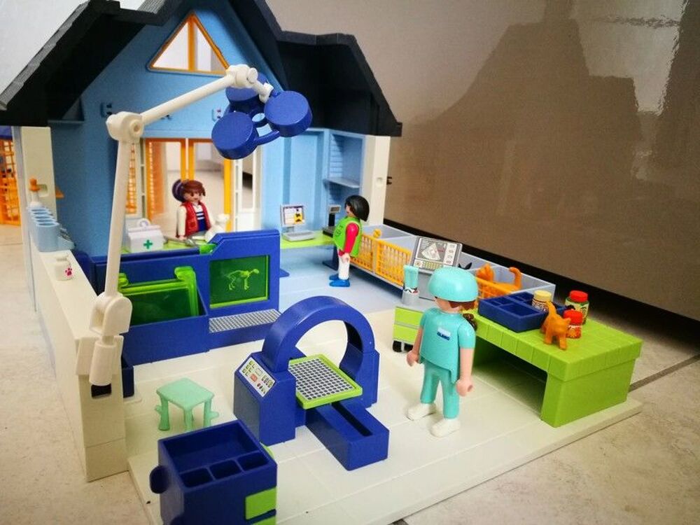 Lot Playmobil Clinique v&eacute;t&eacute;rinaire +++ Jeux / jouets