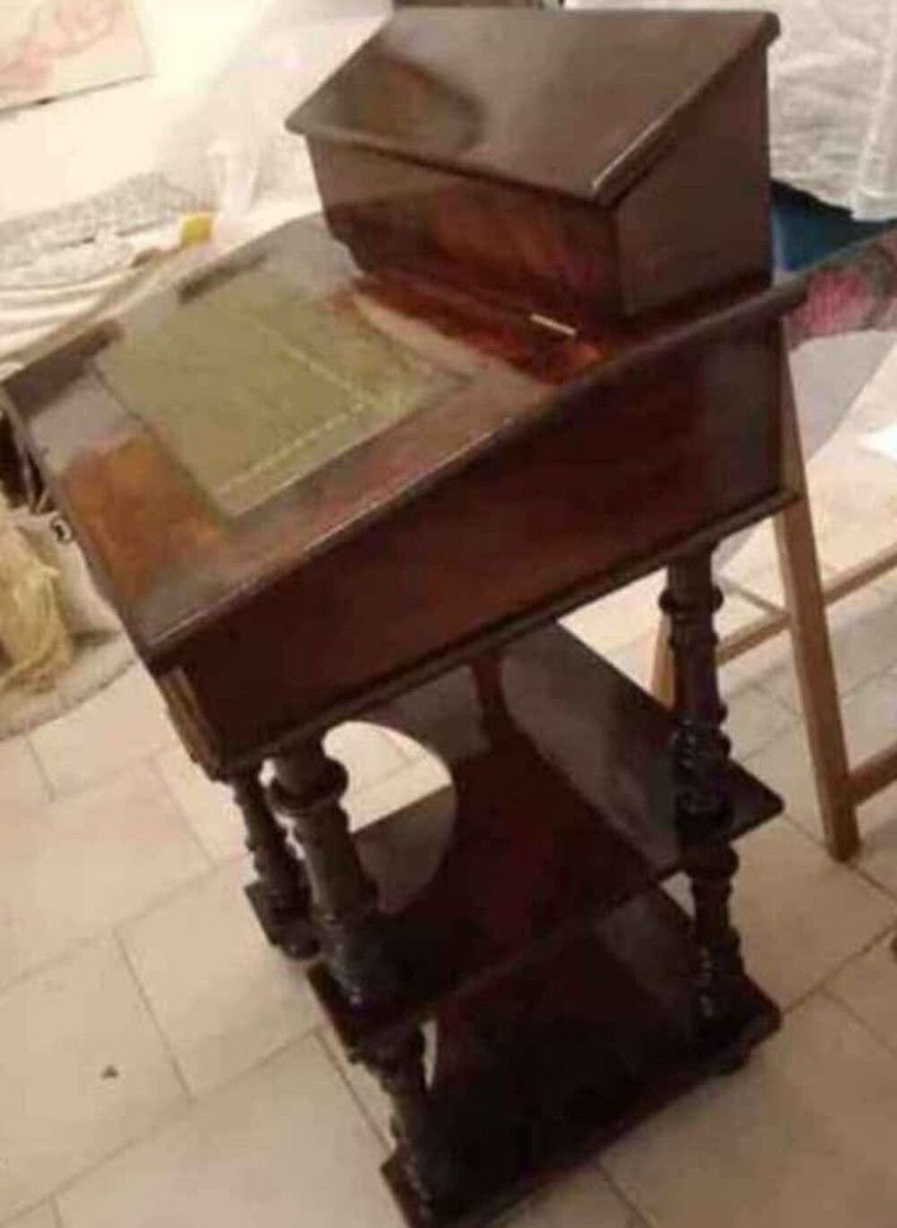 Rare bureau 19eme Edouardien walunt Davenport Meubles