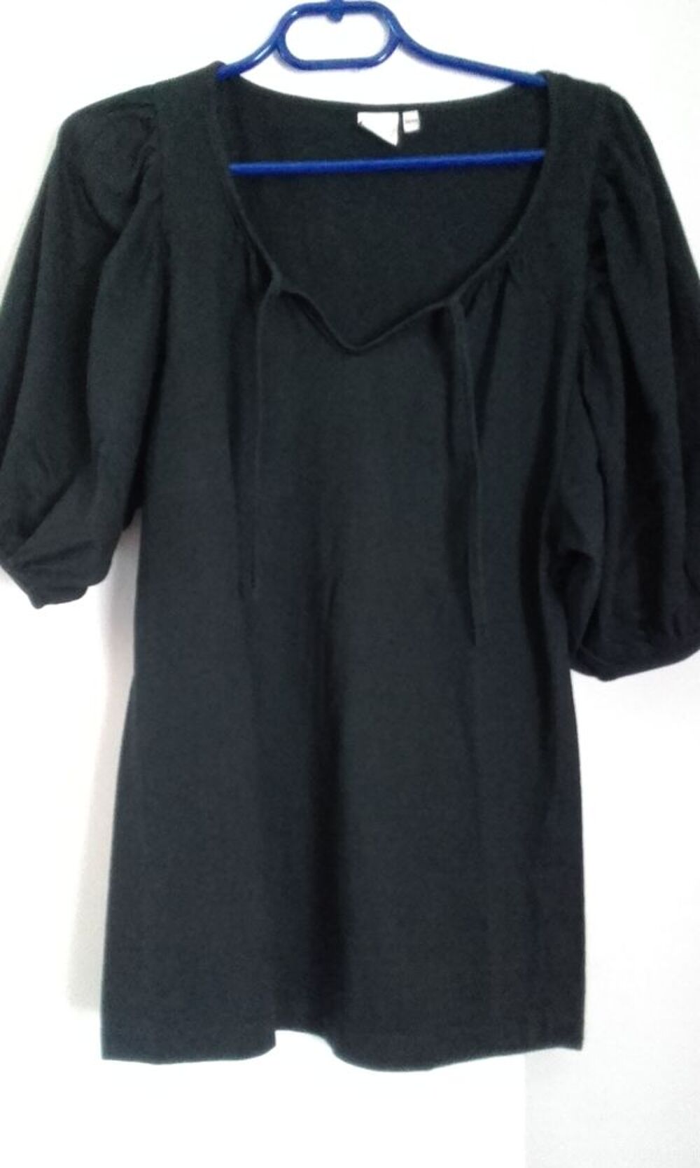 Tee-shirt noir Vêtements