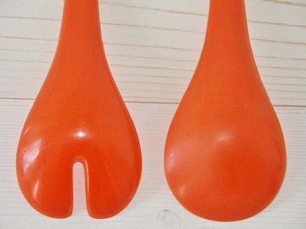 Couverts &agrave; Salade des ann&eacute;es 70 - TRES BON ETAT Décoration