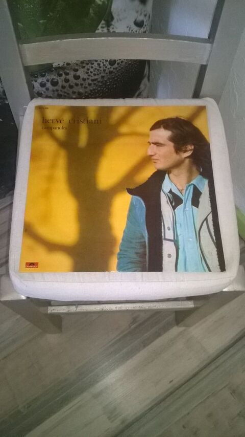 Vinyle Herv� Cristiani
Campanules
1976
Excellent etat
Co 4 Talange (57)