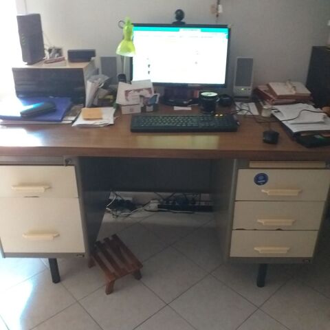bureau professionnel beige clair dessus marron 400 Peypin (13)
