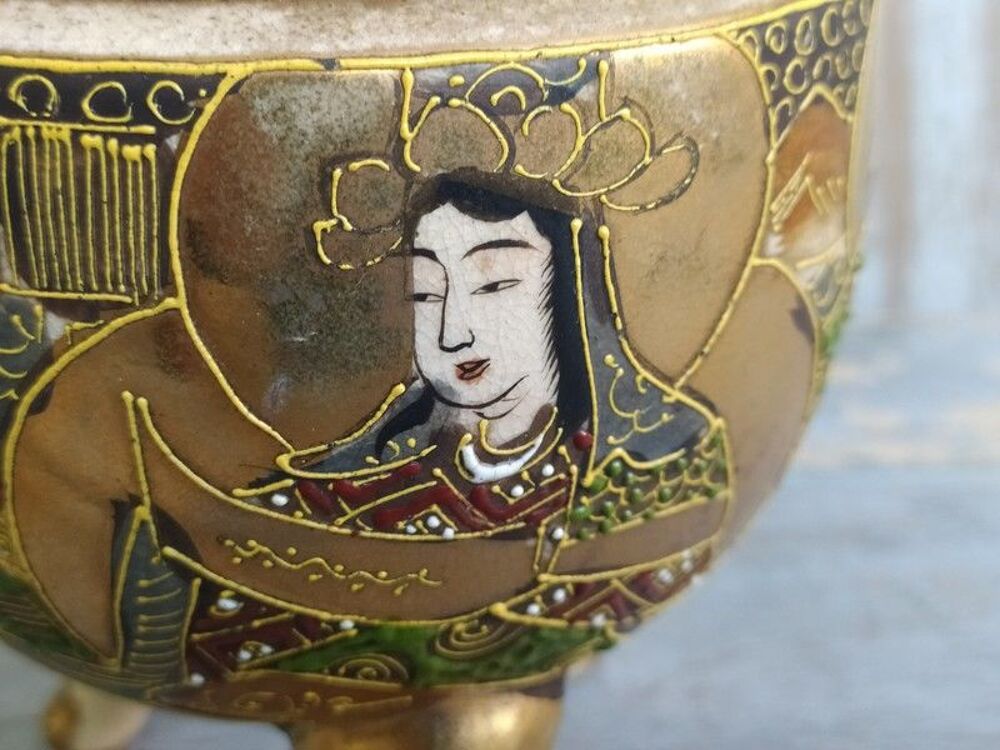 Br&ucirc;le Parfum Japonais Fa&iuml;ence de Satsuma Japon 1900-1920 Décoration