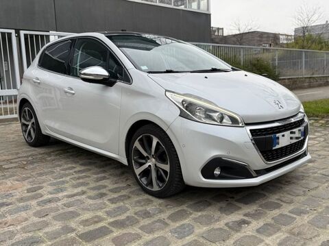Peugeot 208 1.2i 110cv GTline Ph2