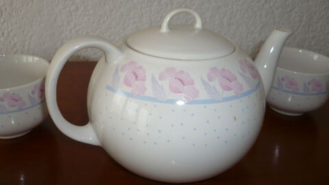 SERVICE A THE 35 Saint-Rapha�l (83)