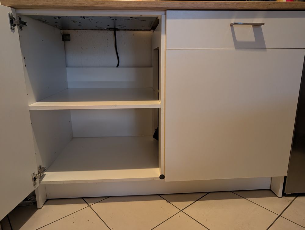 Meuble de cuisine + plan de travail + plaque vitroc&eacute;ramique Electroménager