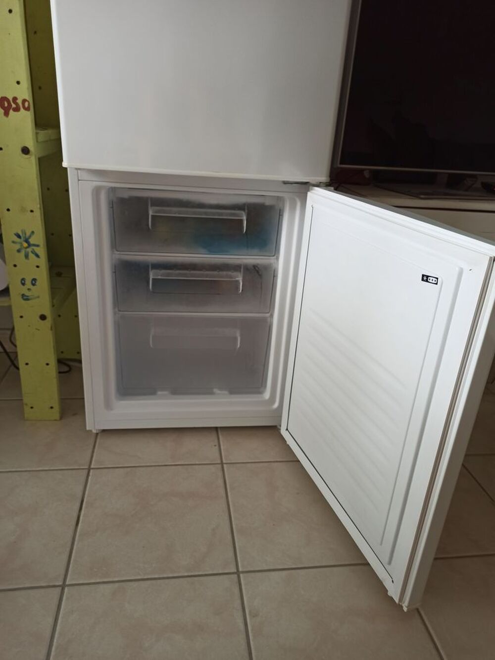 R&eacute;frig&eacute;rateur cong&eacute;lateur Electroménager