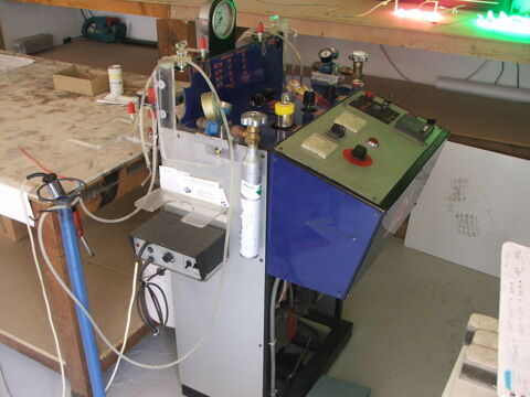 Atelier de tubes n&eacute;on
2500 84350 Courthézon