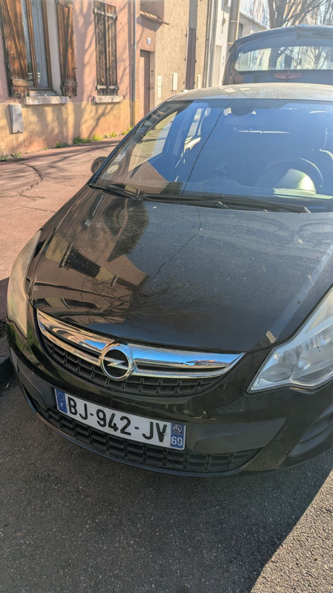 Opel Corsa 1.3 CDTI - 75 ch FAP EcoFlex Start/Stop Color Edition 2011 occasion V&eacute;nissieux 69200