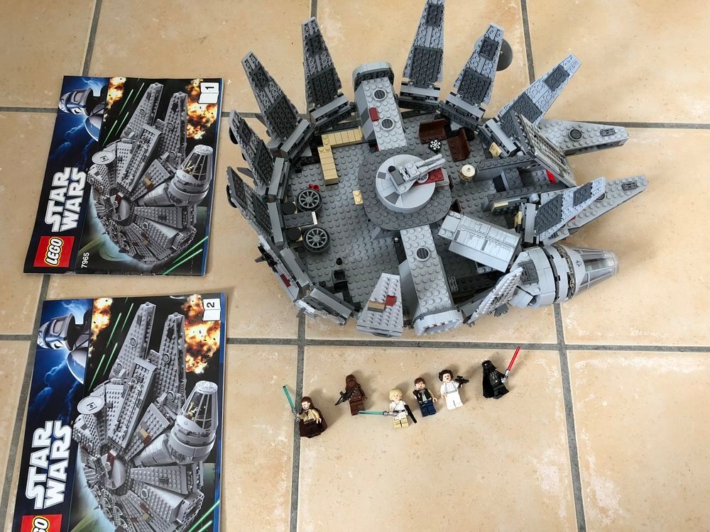Lego star wars faucon millenium 7965 Jeux / jouets