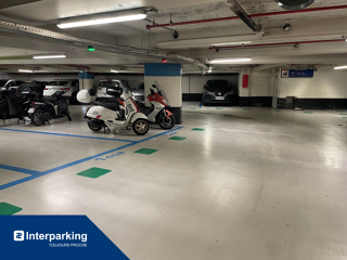 Parking / Garage à louer 12 m²