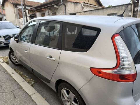 Renault grand scenic iii Grand Scénic III dCi 110 FAP eco2