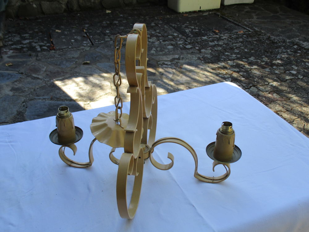 Suspension luminaire. Décoration