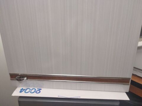 Ancien �l�ment de cuisine une porte en formica 15 L'Huisserie (53)