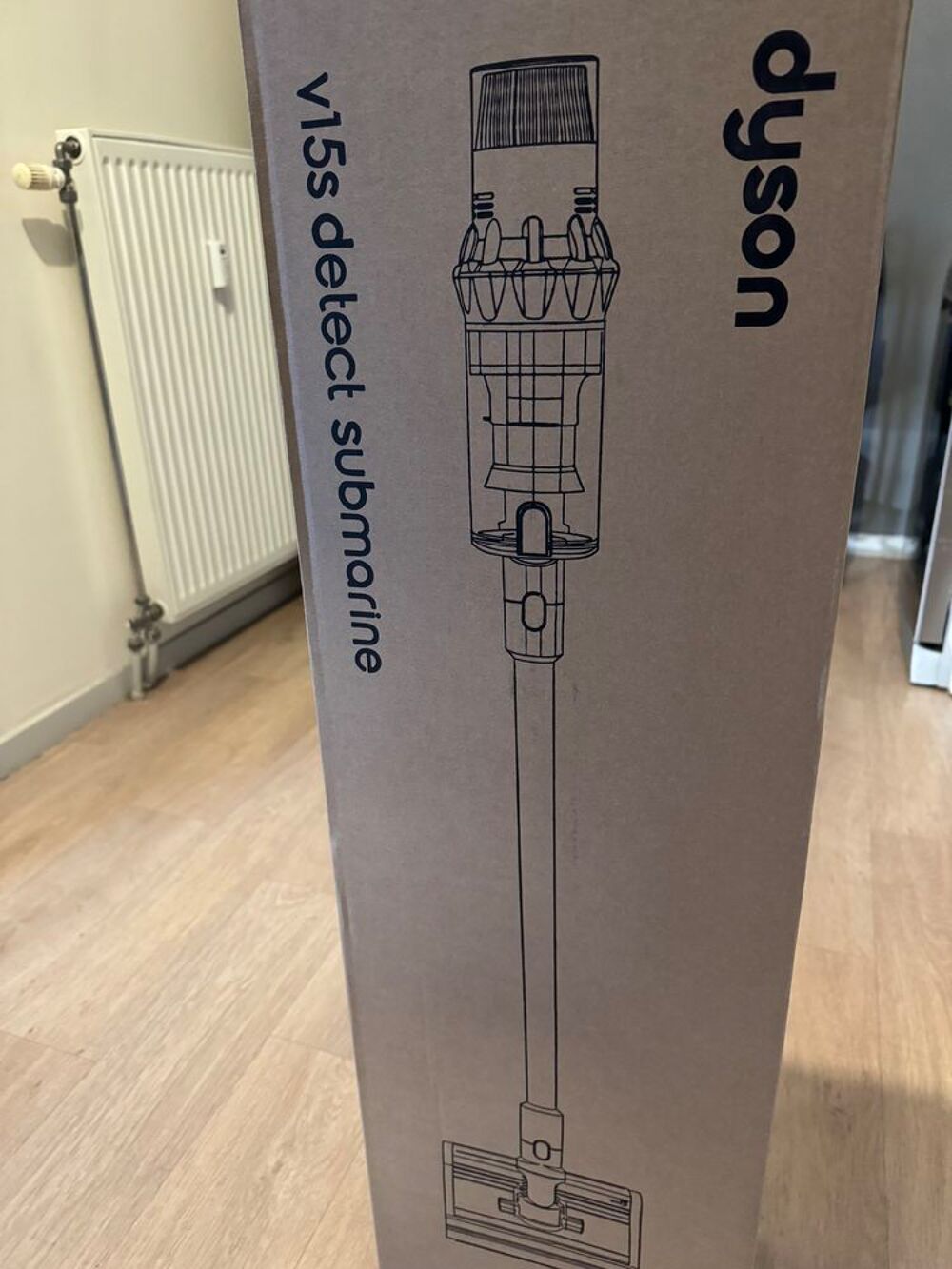 Aspirateur balai Dyson V15s detect submarine Electroménager