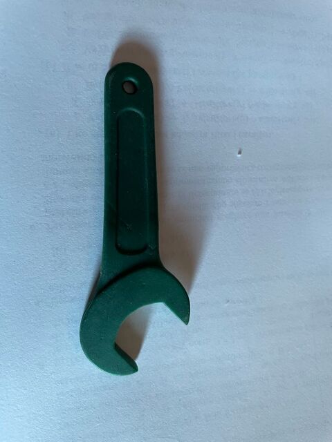 Gomma gomme eraser collection cle anglaise grise 5 Bures-sur-Yvette (91)