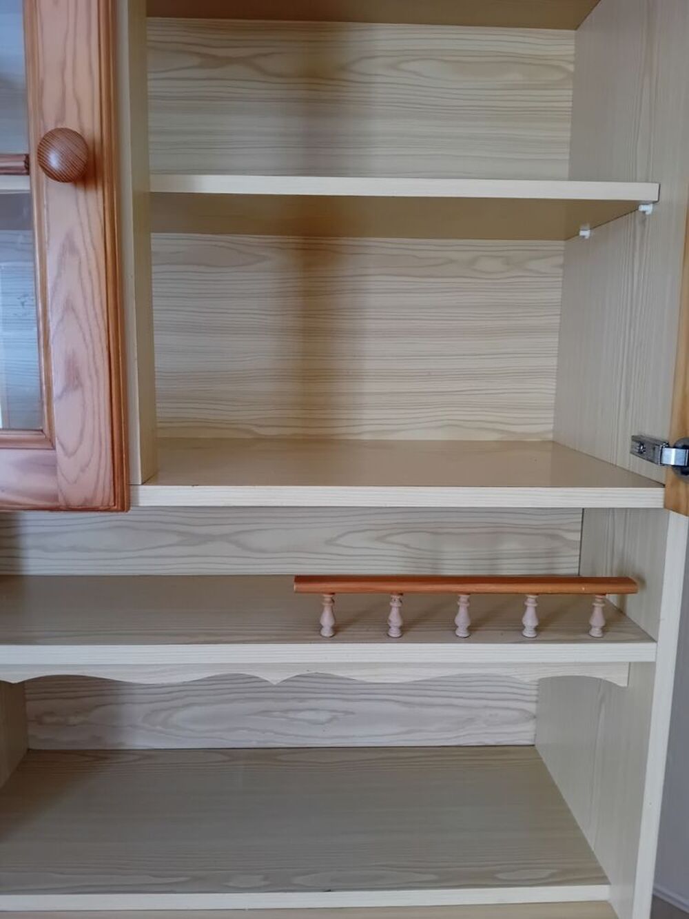 Buffet de cuisine en pin Meubles