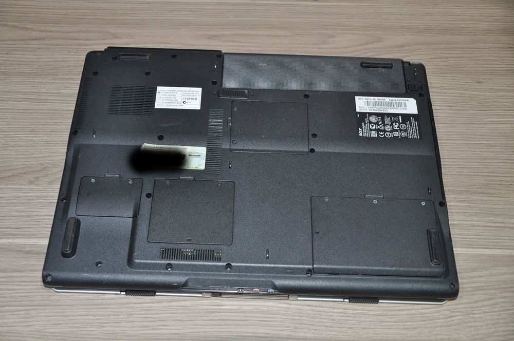 Acer Aspire 9423WSMI de 17 pouces Matériel informatique