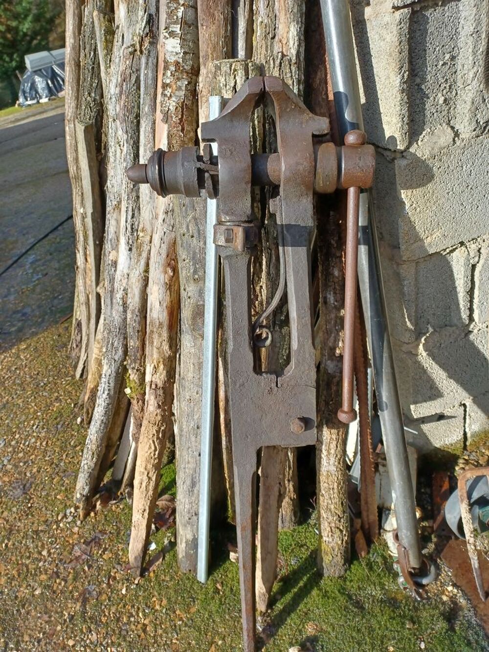 ETAU
Bricolage