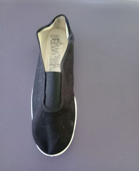 Chaussons de Gymnastique Mixe taille 40 Saint-Dizier (52)