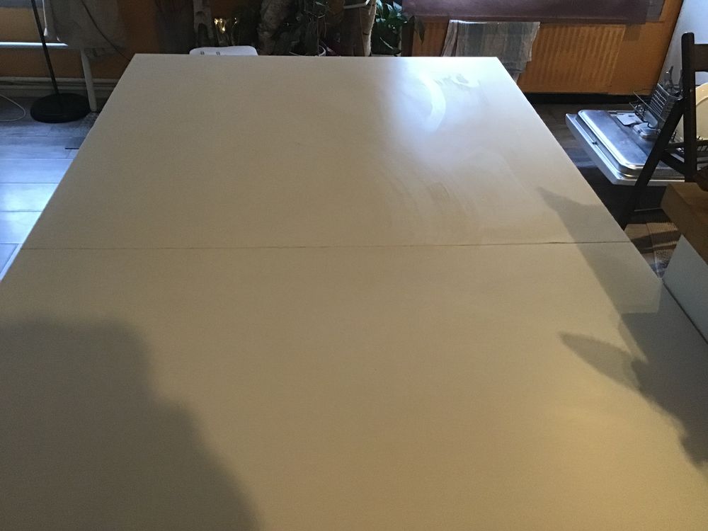 Table a manger Meubles