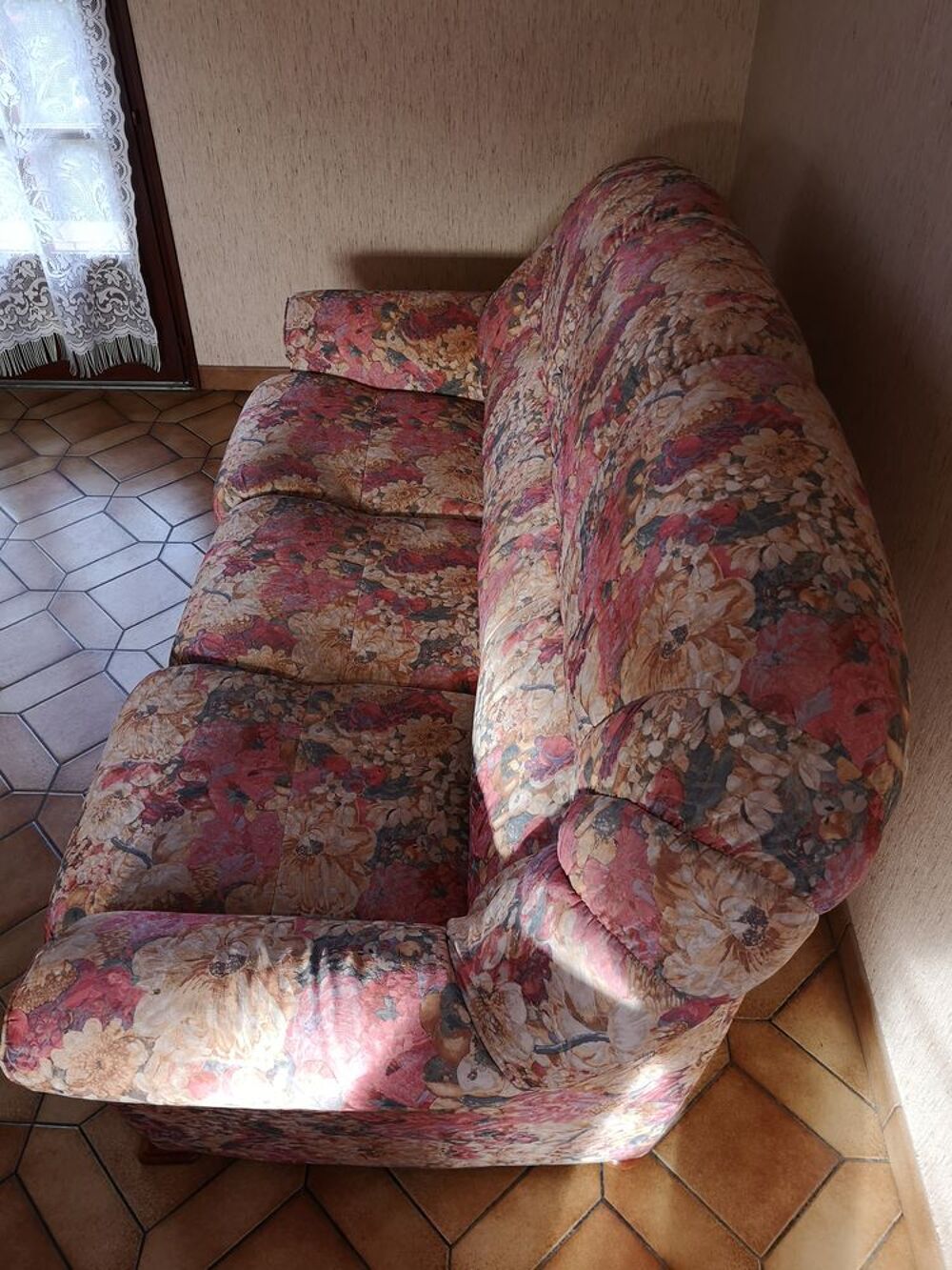 canap&eacute; et 2 fauteuils Meubles