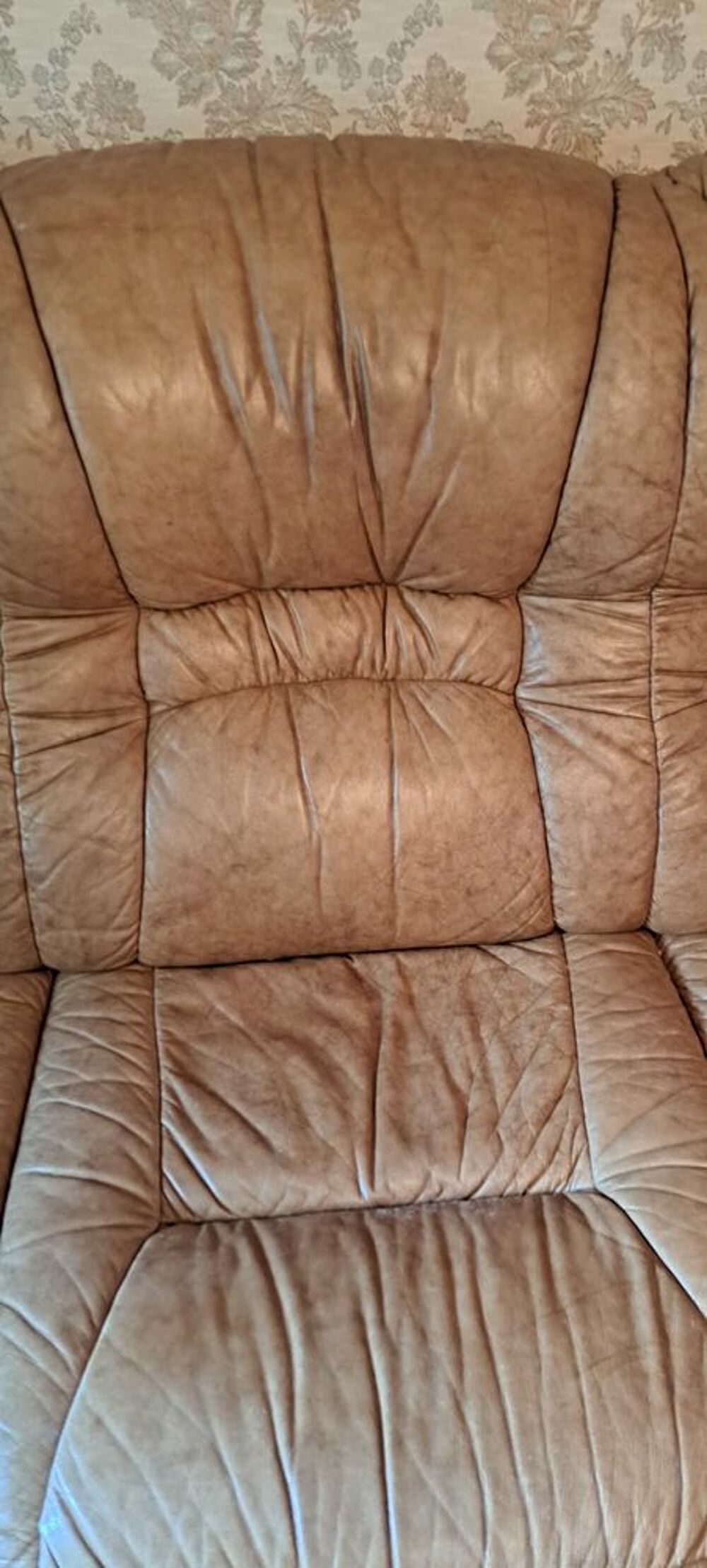 Canap&eacute; cuir beige Meubles