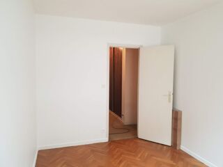  Appartement à louer 4 pièces 93 m²