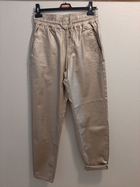 Pantalon sportswear dor 15 Charlieu (42)