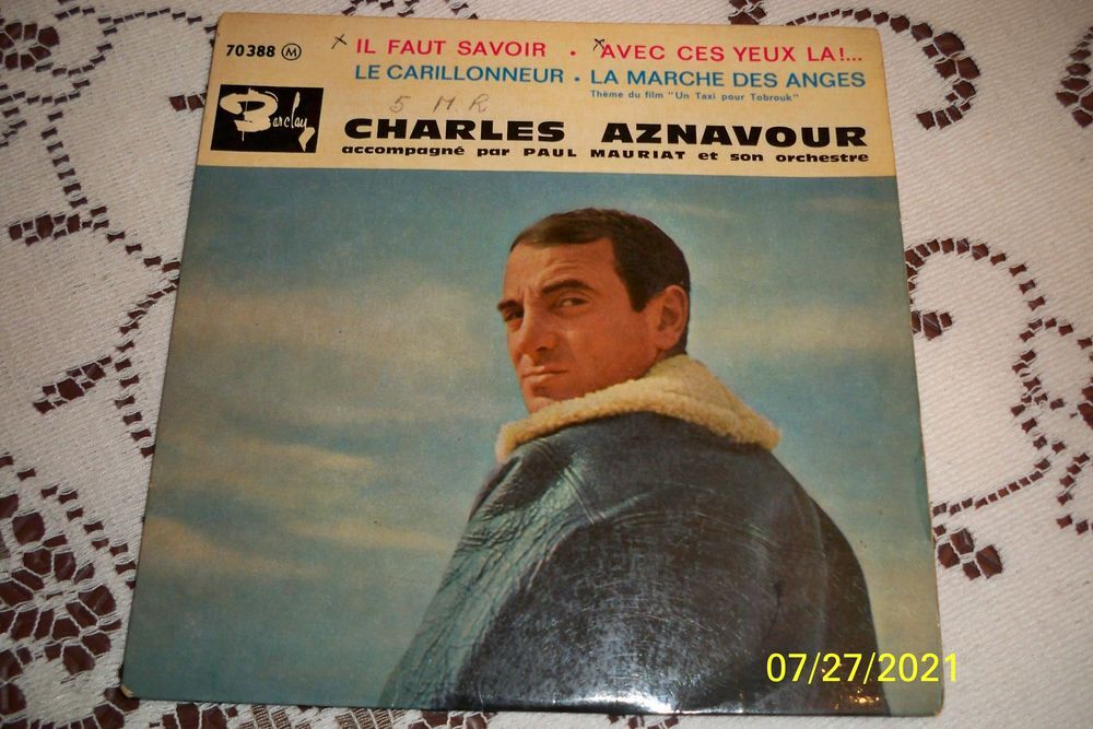 CHARLES AZNAVOUR 45 TOURS
avec Paul MAURIAT et son orchestre Audio et hifi