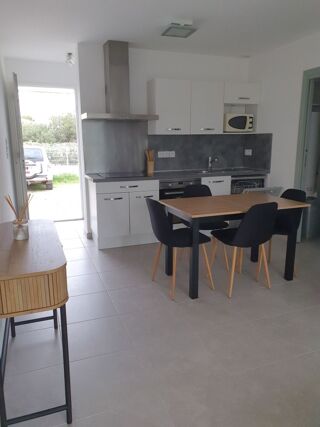  Appartement à louer 2 pièces 50 m²