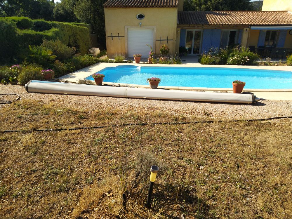 mat&eacute;riel de piscine cause achat d'un abri Jardin
