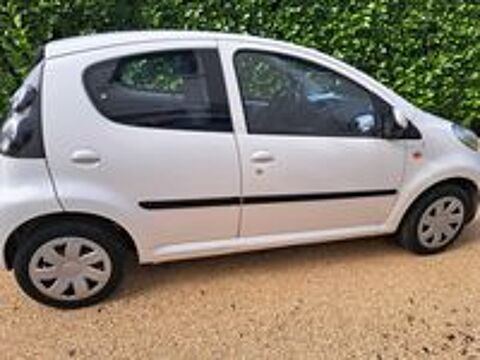 C1 1.0i Airdream Attraction 2009 occasion 26120 Montvendre