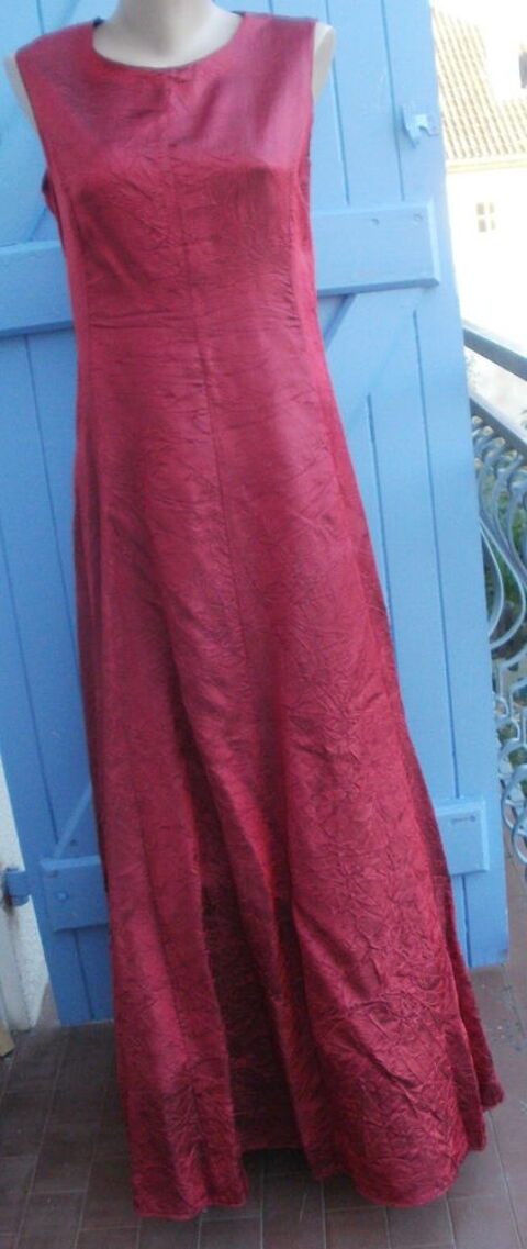 Robe longue Q H T Fabrication fran�aise Taille 36/38 15 Montauban (82)