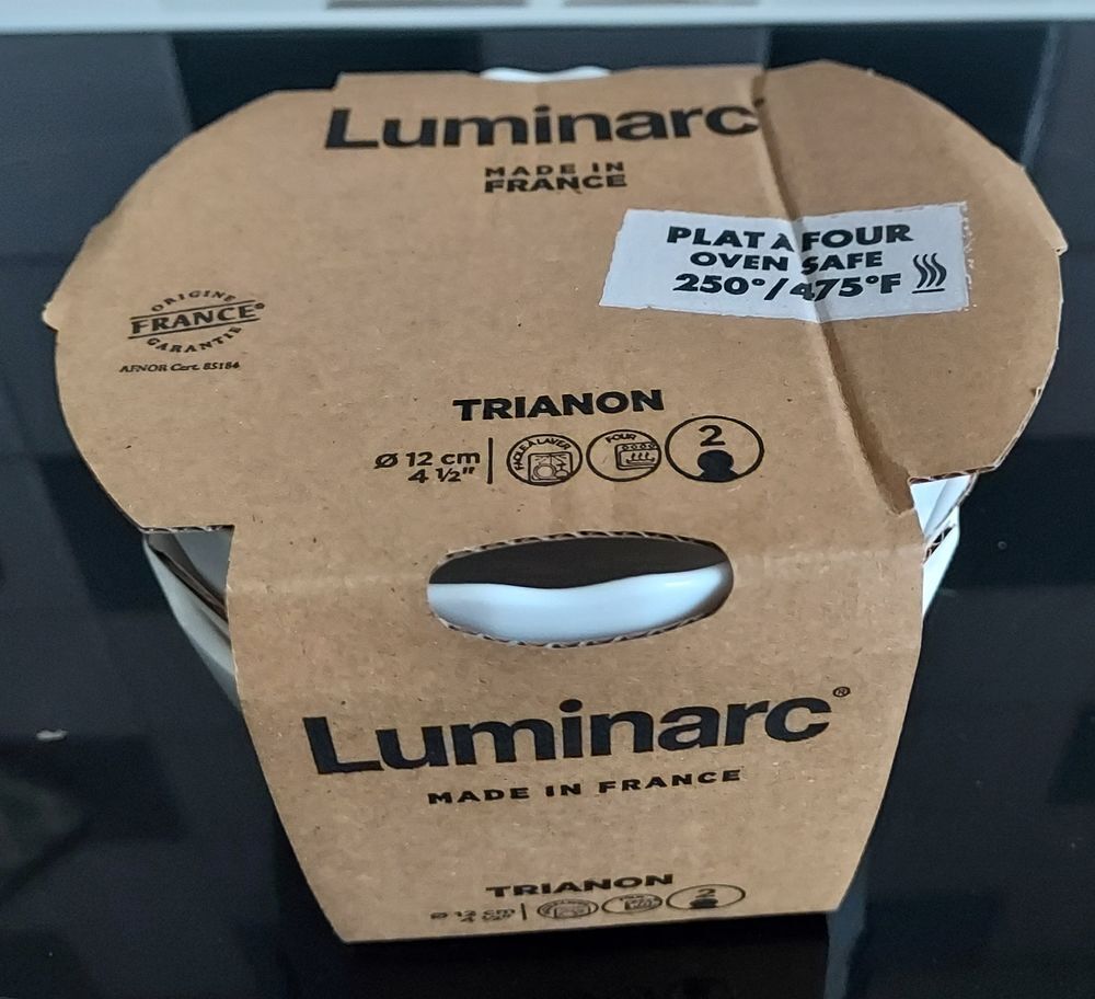 2 plats &agrave; four Luminarc neufs Cuisine