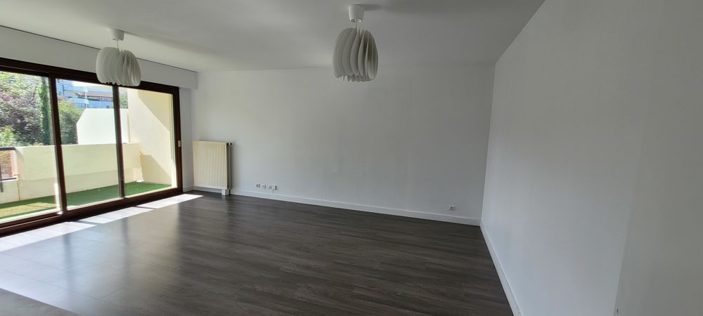 Vente Appartement Magnifique T3/T4 traversant de 93m² ? Ambilly Ambilly