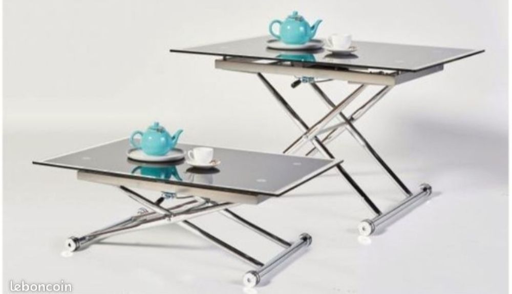 Table en verre transparent &eacute;tat neuf r&eacute;glable
120x76 Meubles
