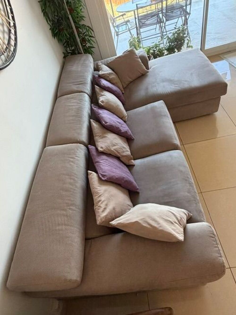 GRAND CANAPE D'ANGLE TISSU BEIGE
Meubles