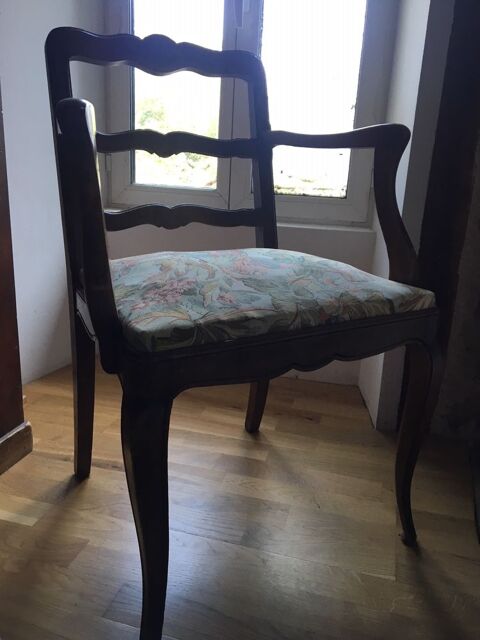 A vendre fauteuils Type Louis XV  850 Aubusson (23)