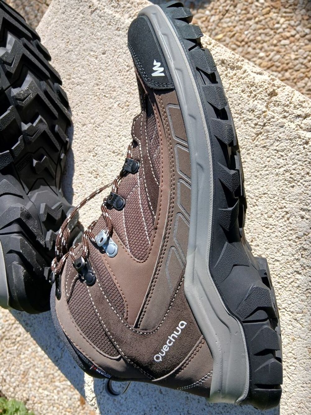 CHAUSSURES DE RANDONNEE Chaussures