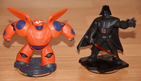 Lot de 2 figurines Disney Infinity:  Dark Vador et Baymax. 12 Gujan-Mestras (33)