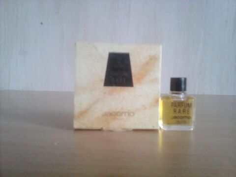 MINIATURE DE PARFUM 5 Trouy (18)
