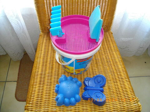 JOUETS DE BAC A SABLE ET/OU PLAGE 4.5 Perros-Guirec (22)