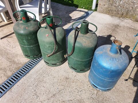 4 bouteilles de gaz propane et butane 0 Saint-Rémy-Boscrocourt (76)
