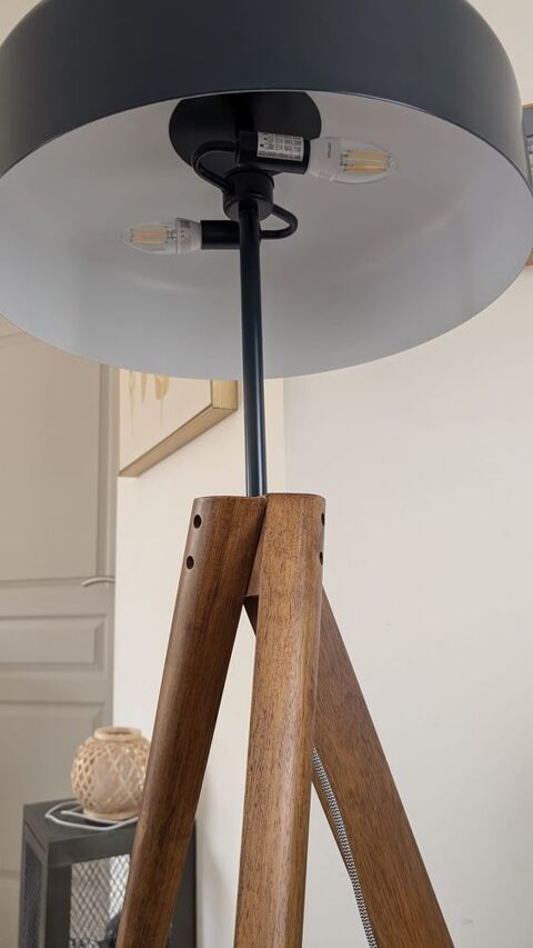 LAMPE SALON La Séguinière (49)
