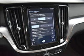 V60 D3 AdBlue 150 ch Geartronic 8 Momentum 2019 occasion 56300 Pontivy