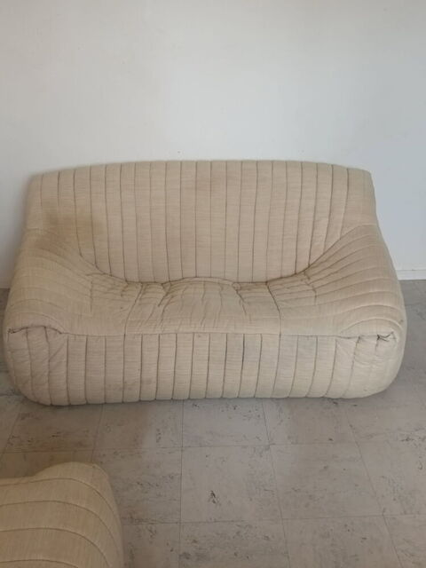 Ensemble salon canapé 2 place et 1 pouf 200 Évreux (27)