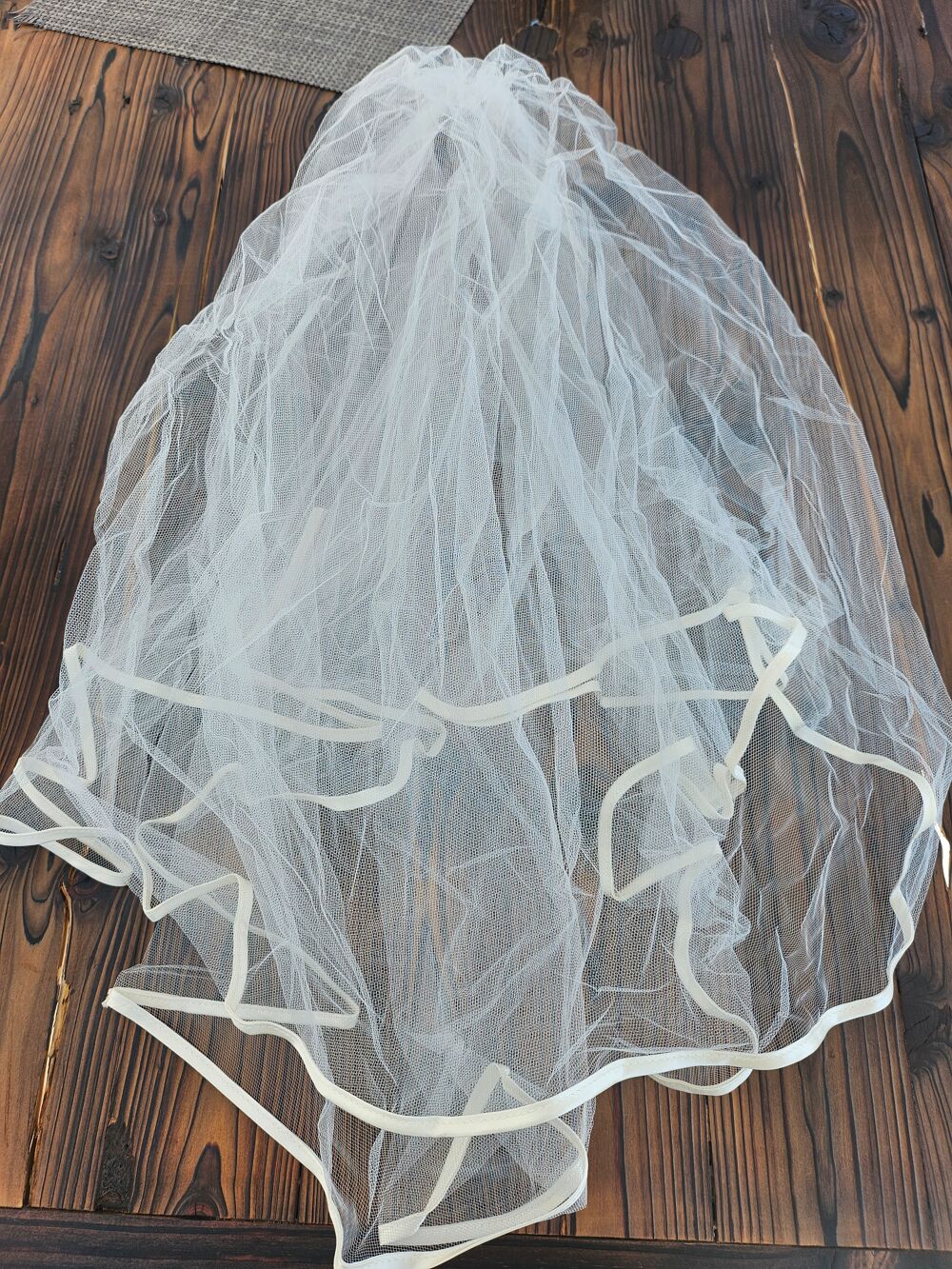 Robe de mari&eacute;e Vtements